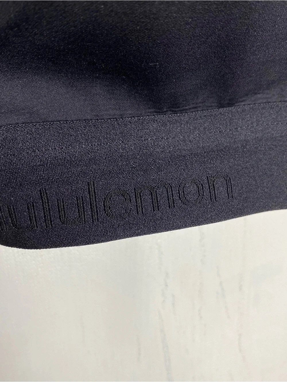 Lululemon sports bra size 34D in black